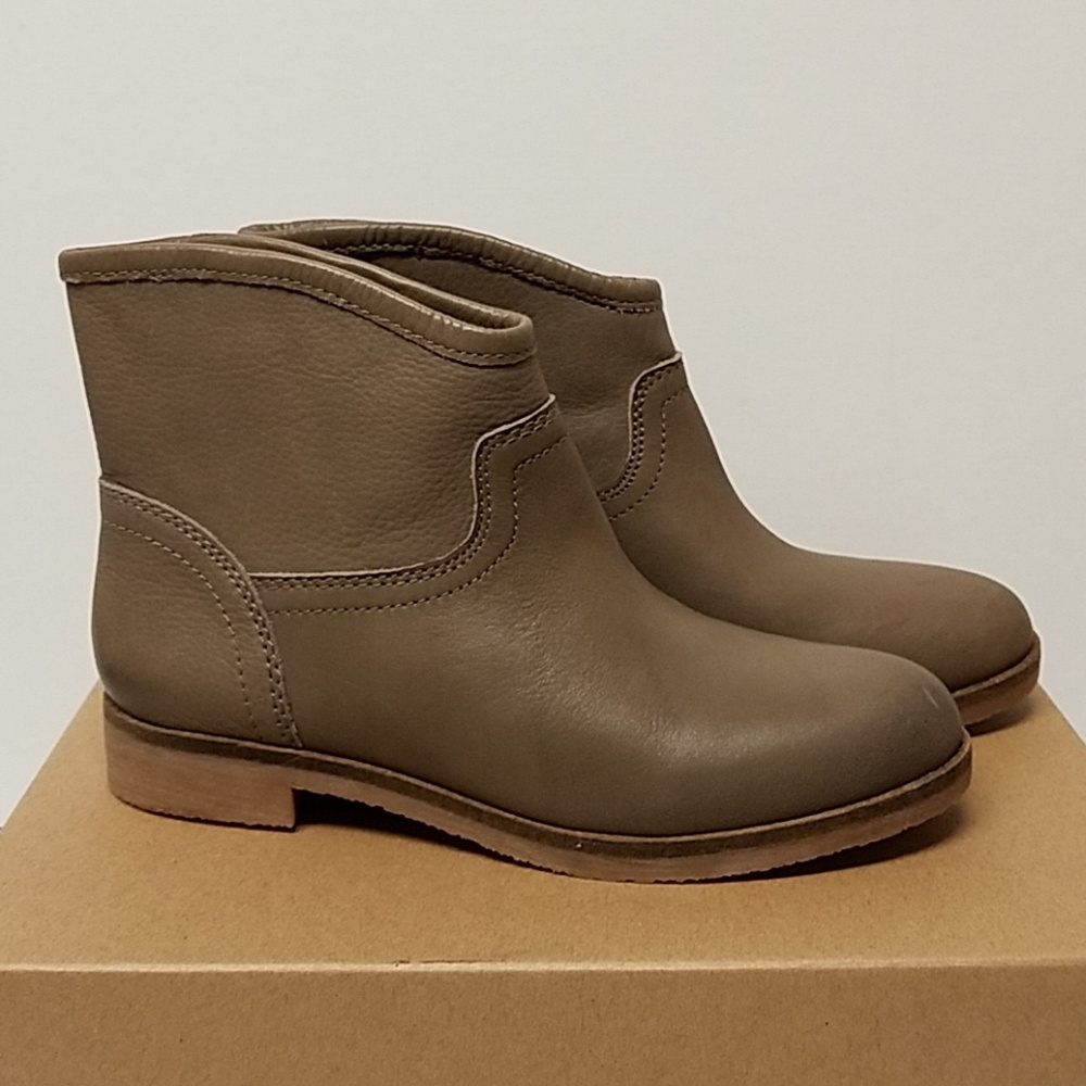 Lucky Brand women's ankle leather boots 6.5